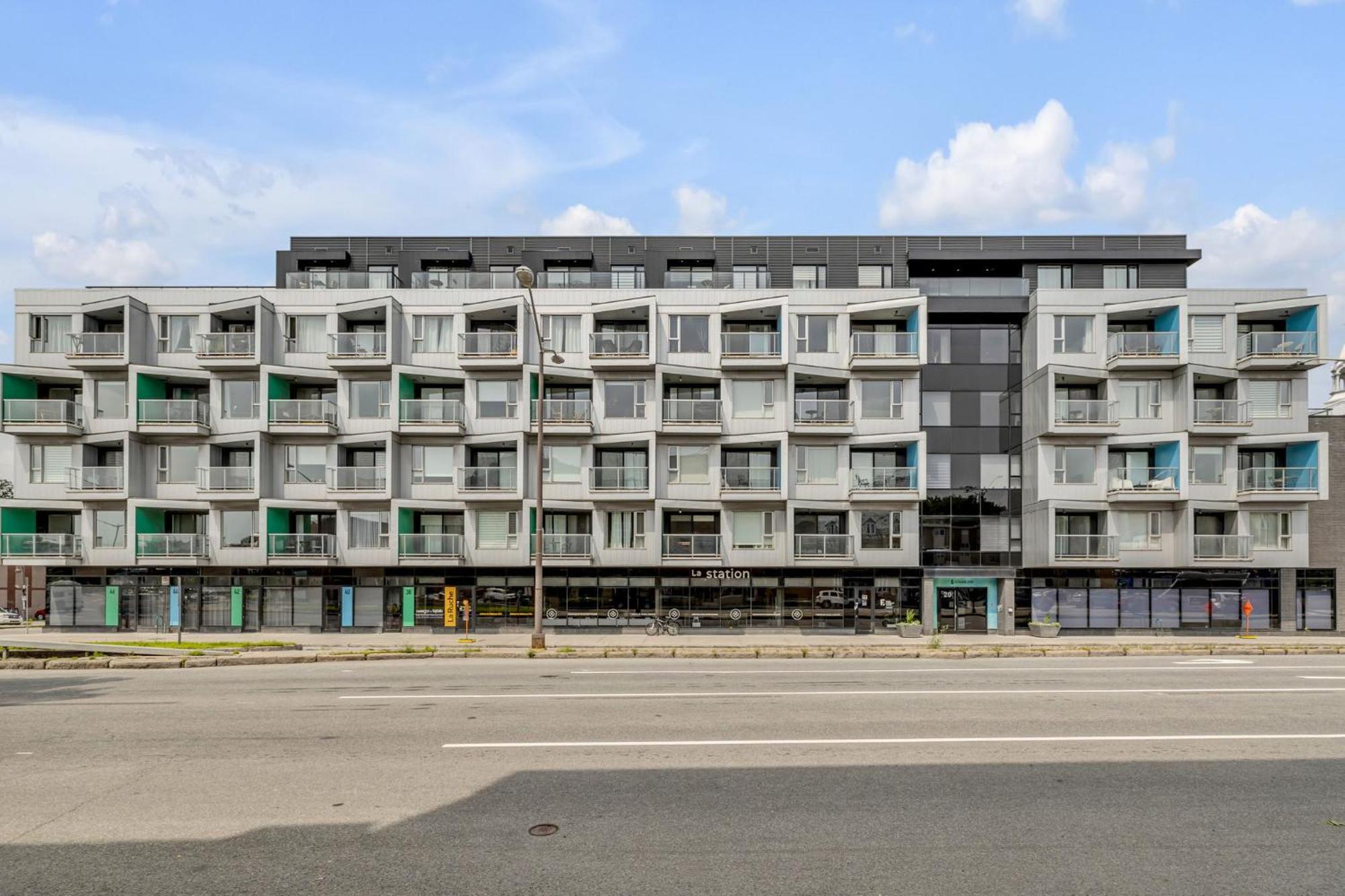 Initial / Wave + Parking / Centre-Ville De Quebec Εξωτερικό φωτογραφία
